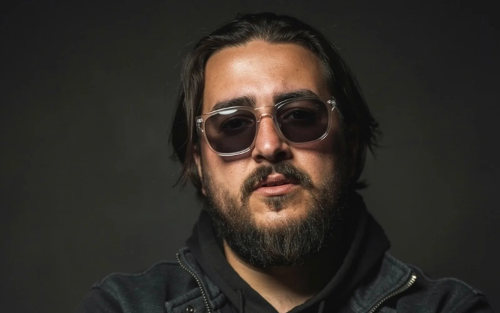 Zakir Əhmədov — örtük şəkli